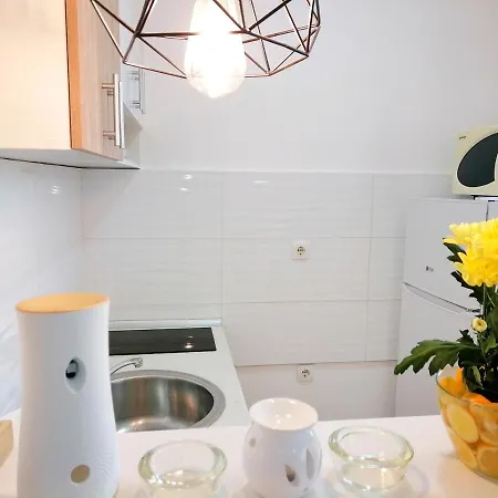 Mia * スレムスカ・ミトロヴィツァ