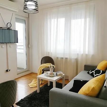 Mia Apartment