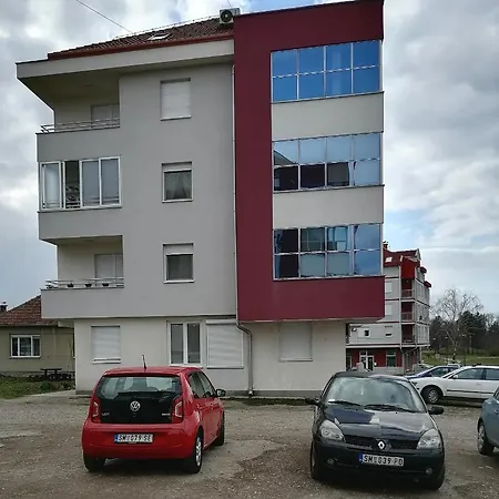 Mia * Sremska Mitrovica