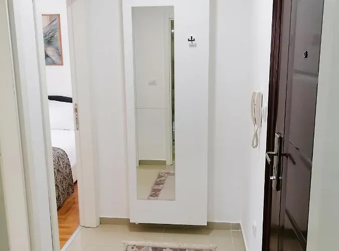 Mia Διαμέρισμα *